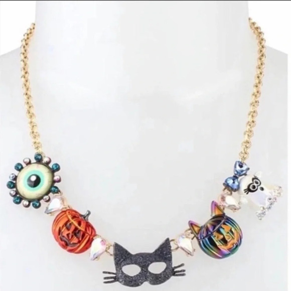 BETSEY JOHNSON SET Halloween Charm Necklace & Matching Ghost Earrings NEW NWT - Picture 9 of 9